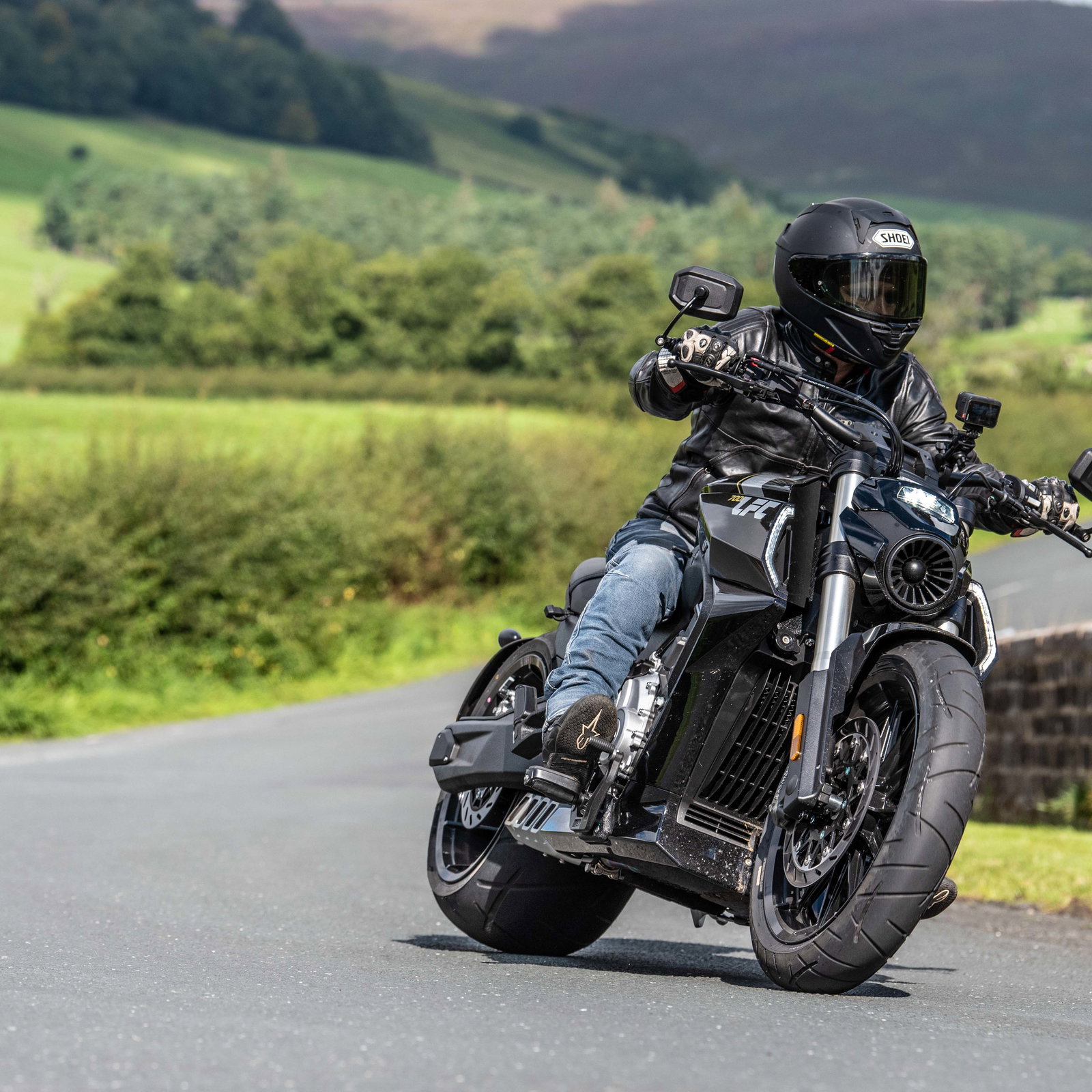 The Benda LFC700 - riding