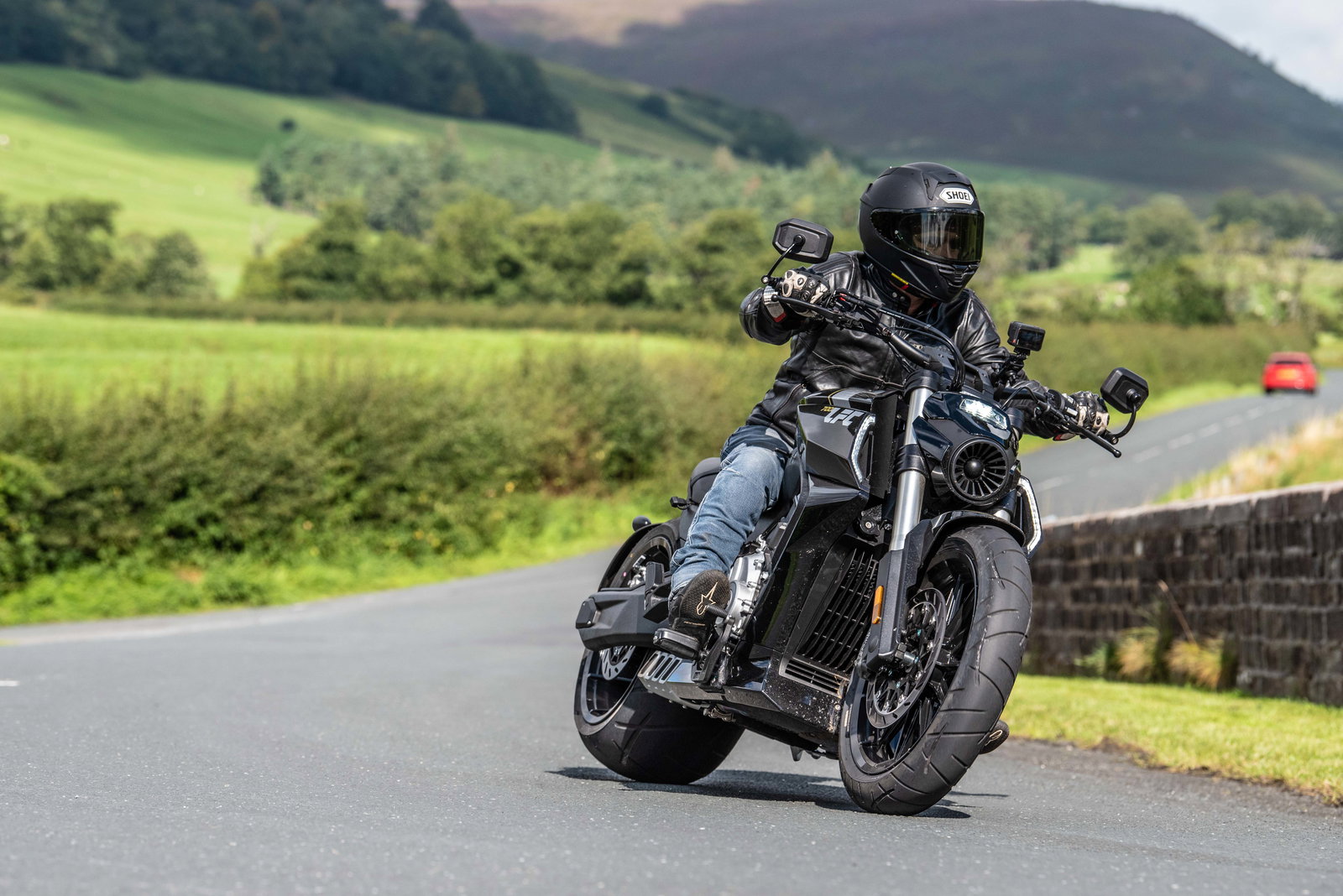 The Benda LFC700 - riding