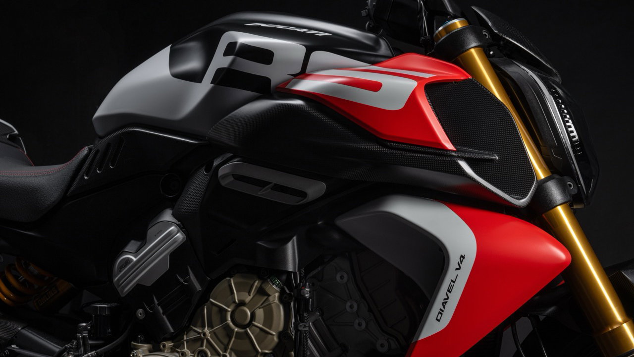 The 2026 Ducati Diavel V4 RS