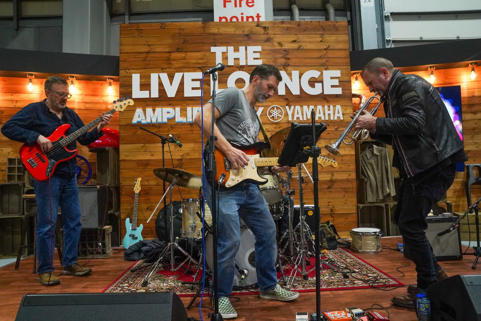 The Live Lounge at MCL