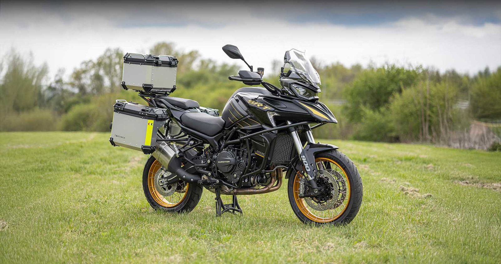 QJMotor's new SRT 900 SX motorcycle