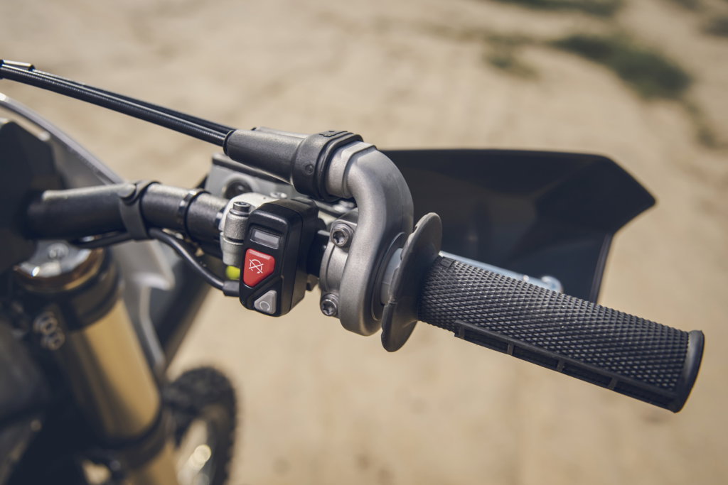 The switchgear of the TF 450-C