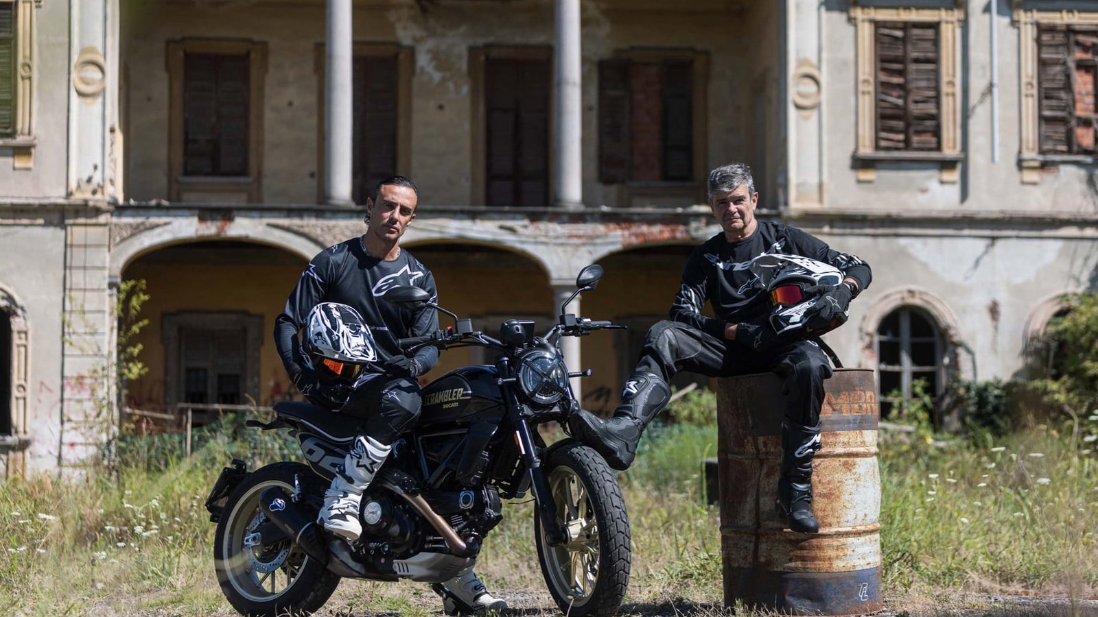 Silvio Sabba and Valerio Boni set new world record with Ducati Scrambler