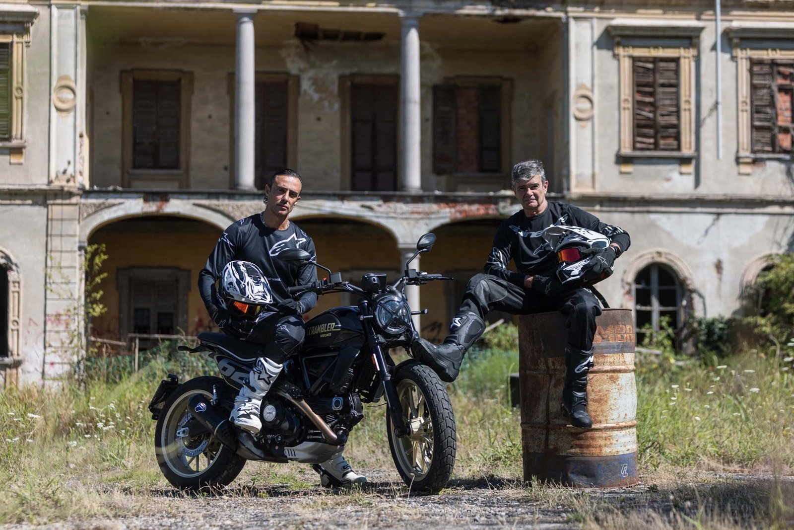 Silvio Sabba and Valerio Boni set new world record with Ducati Scrambler