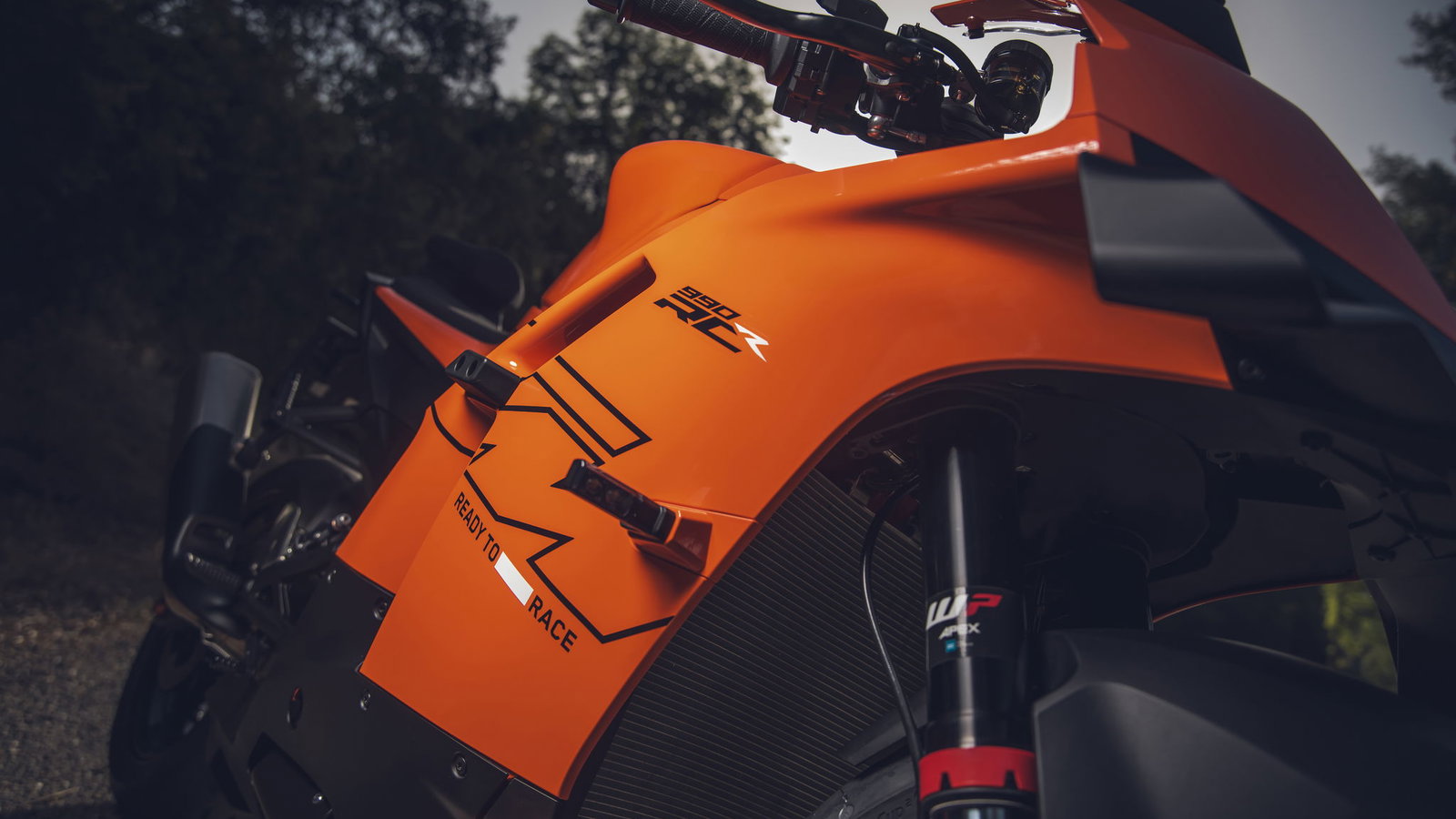 The KTM 990 RC R - detail