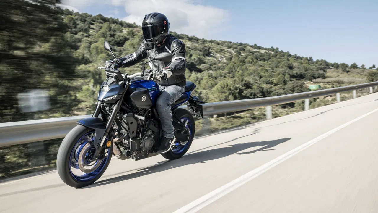 Yamaha MT-07 riding on the road