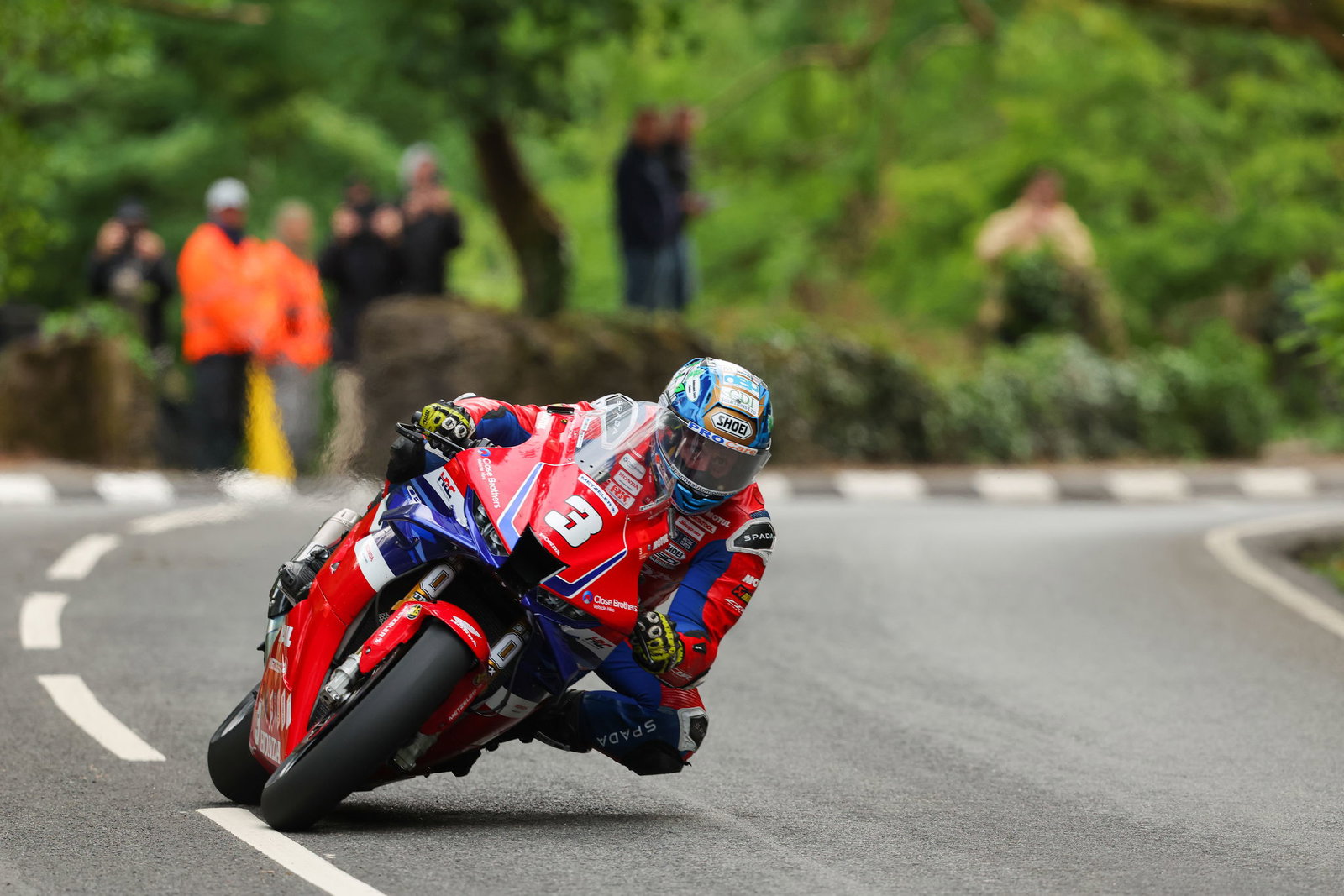Dean racing at the TT