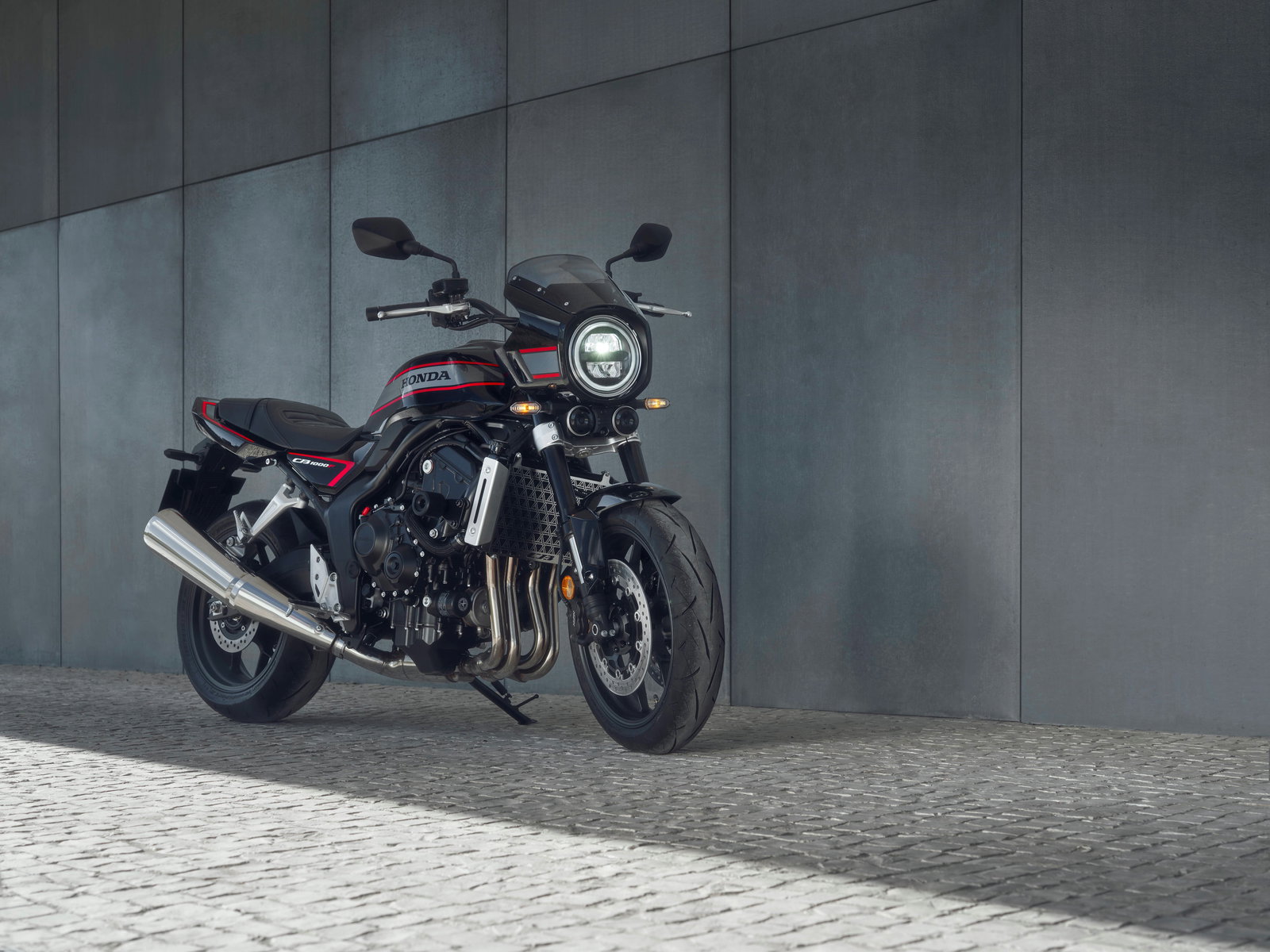 Black Honda CB1000F model