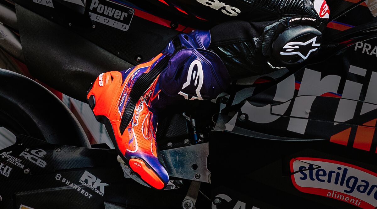 Alpinestars launches Flyte limited edition S-R10 helmet and