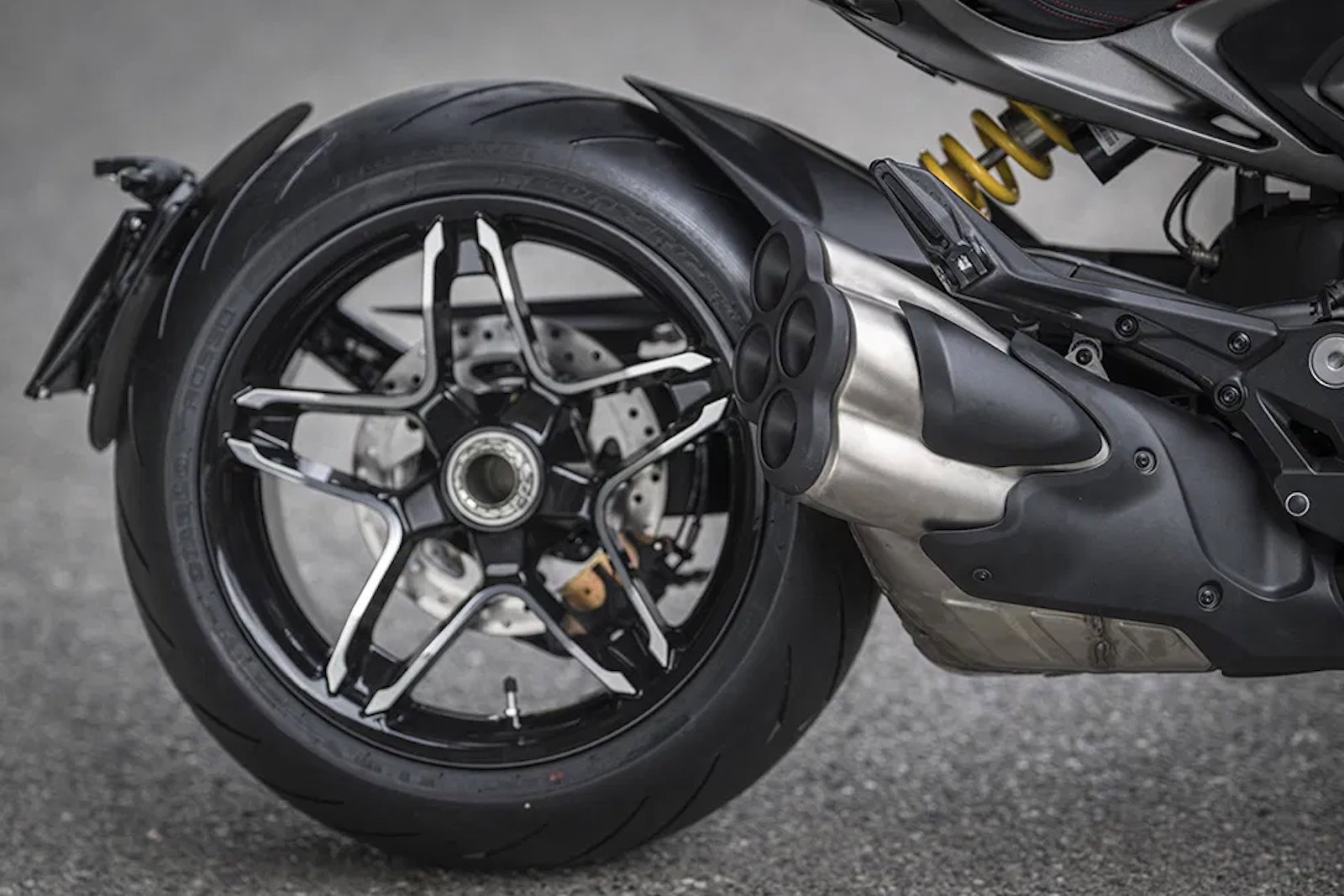 2025 Ducati XDiavel V4 exhaust