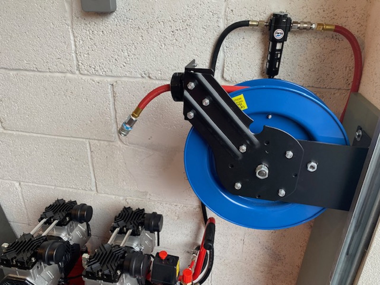 Clarke CAR8MC 8m Retractable Air Hose Reel