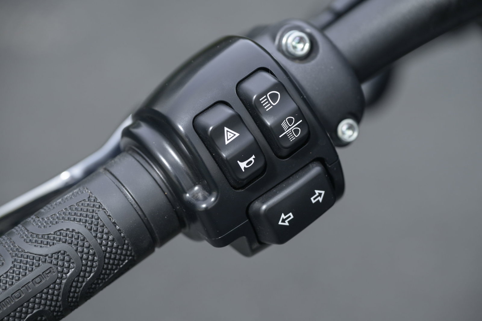 The switchgear seems to be visually the same as some Harley-Davidson models