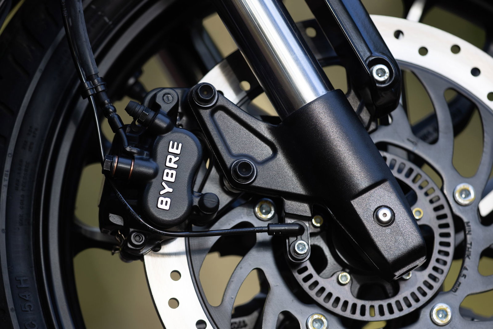 ByBre brakes provide just the right amount of stopping power, but lack a a bit of feel.