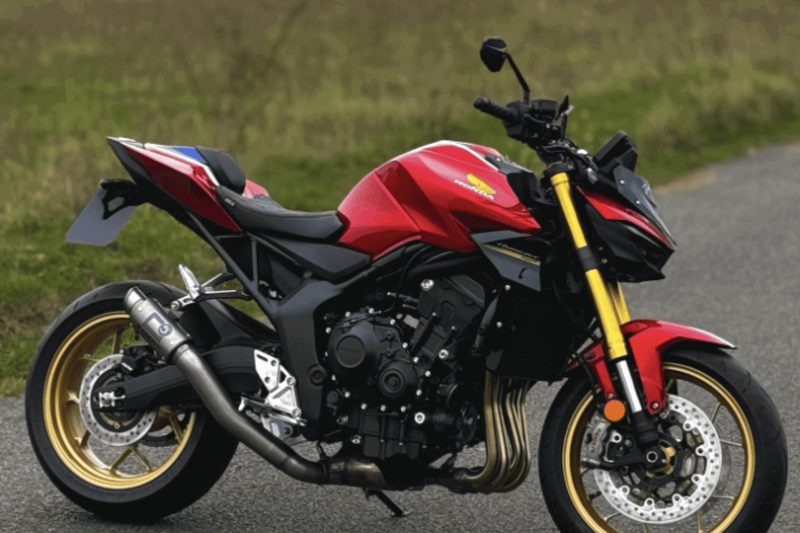 CB1000SF HONDA　 Honda's New Hornet CB1000F Will Bring The Brawn - Adventure Rider