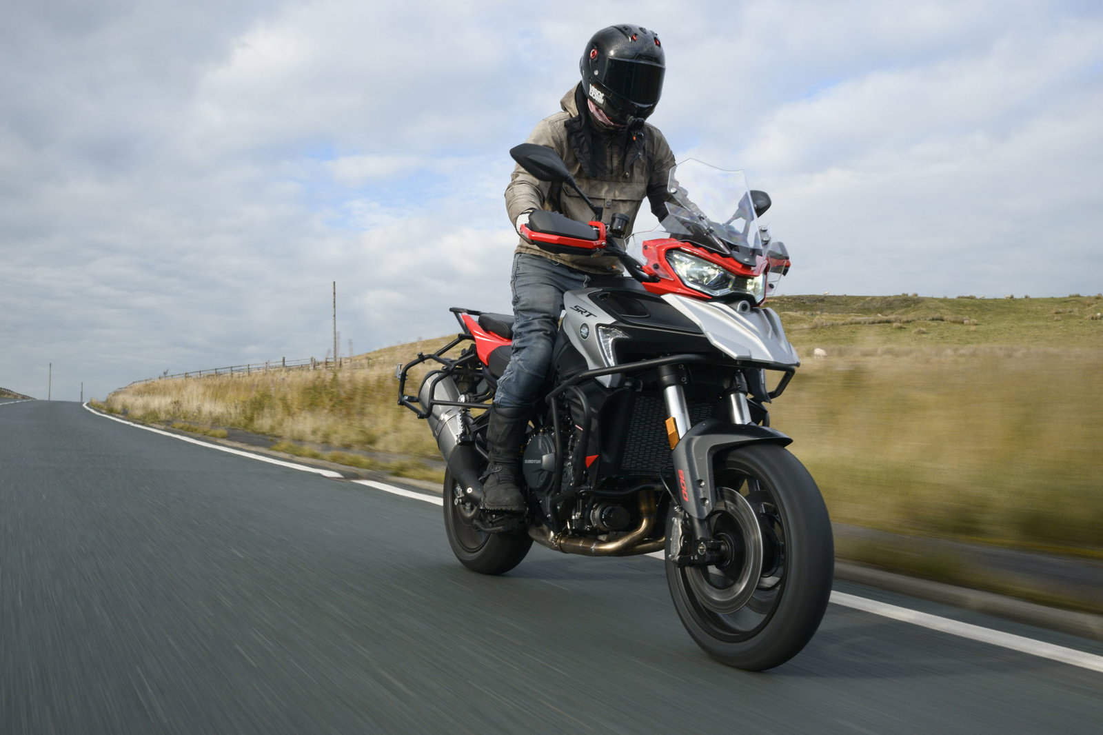 The QJ SRT 900 S - riding