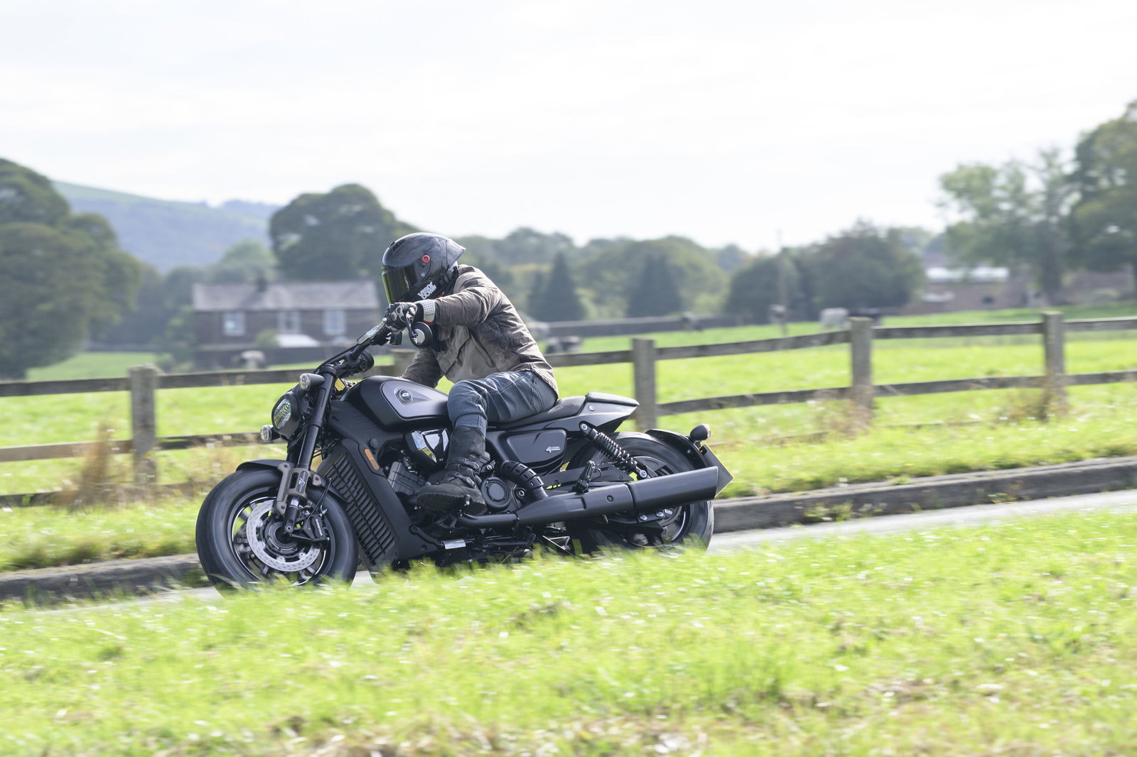 The QJ Motor SRV 600 V