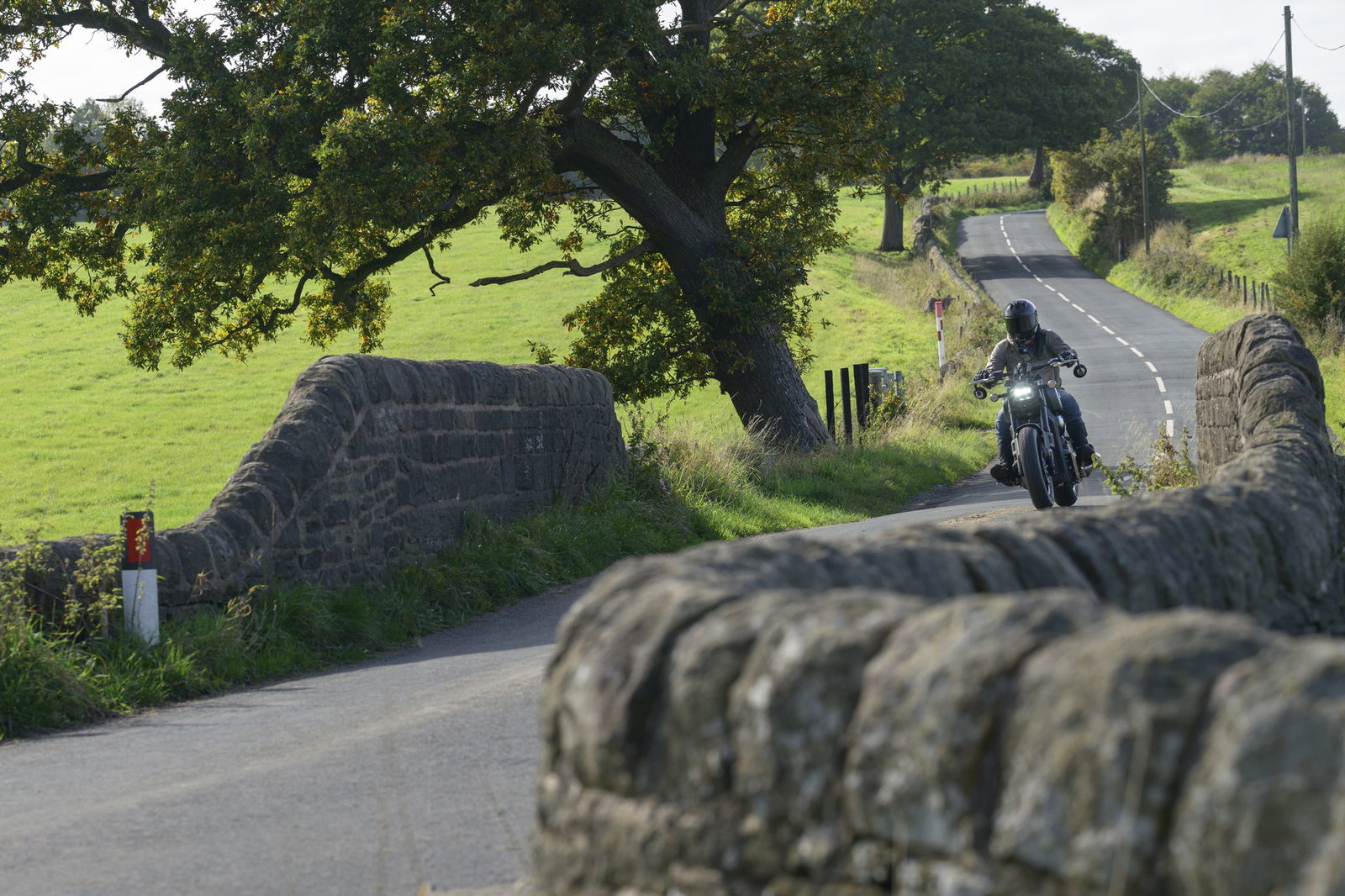 The QJ Motor SRV 600 V - riding