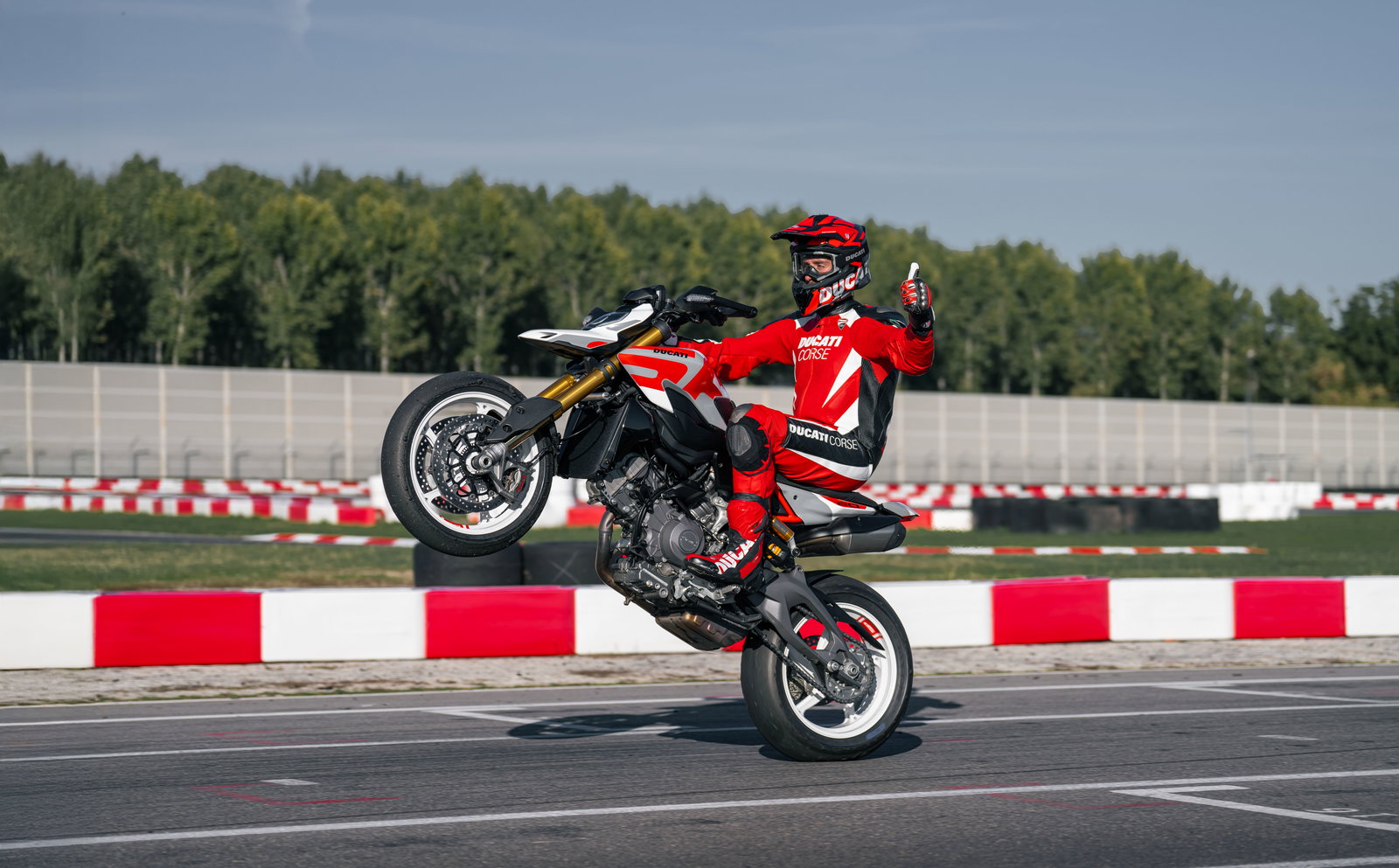 2026 Ducati Hyper Motard V2 SP