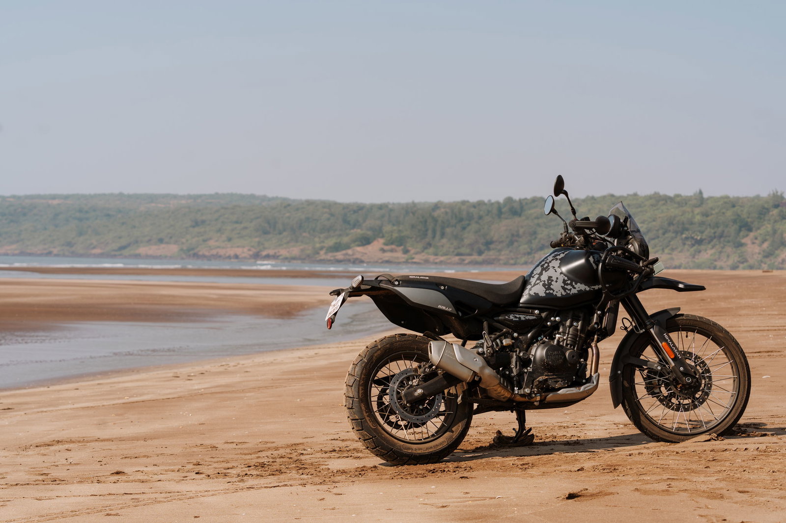 2026 Royal Enfield 450 Mana Black