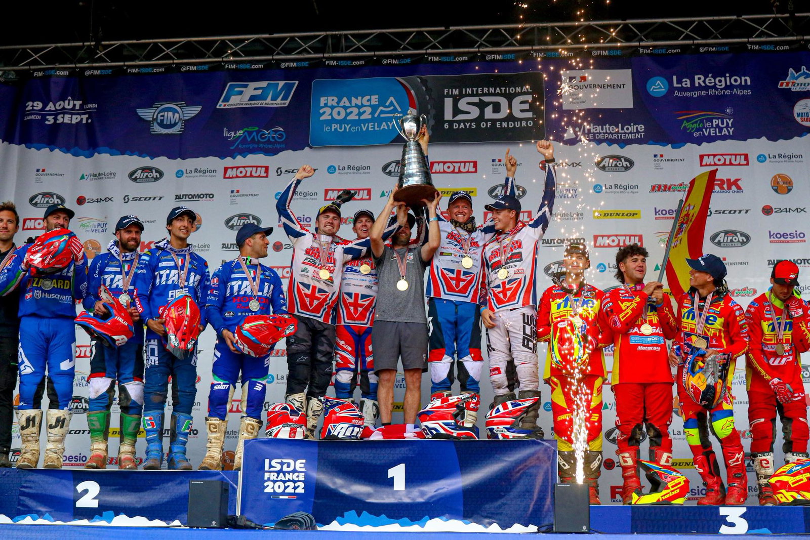 Team GB lifting the 6Days Enduro trophy. Photo credit - ACU British ISDE Team
