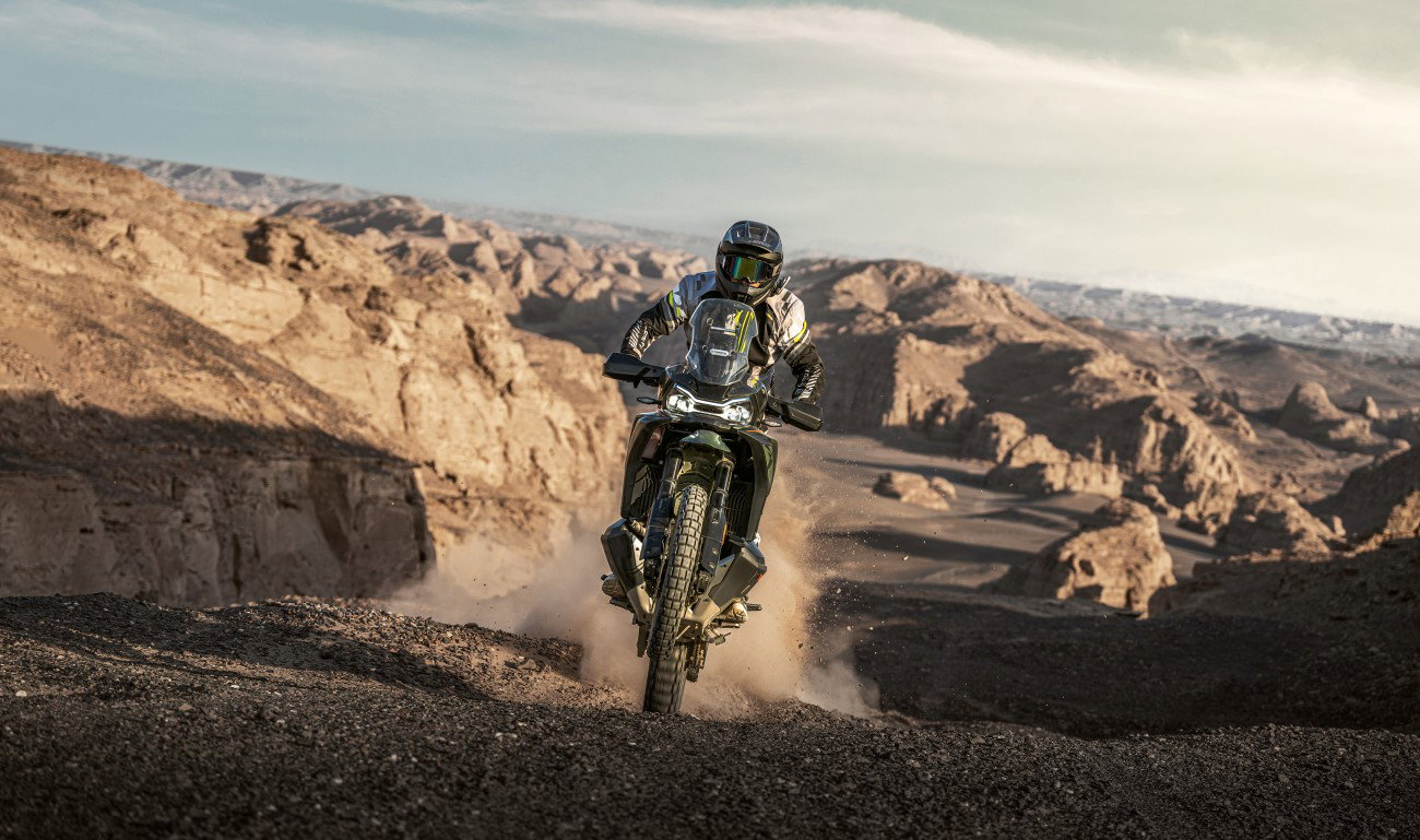 CFMoto 1000MT-X riding off-road