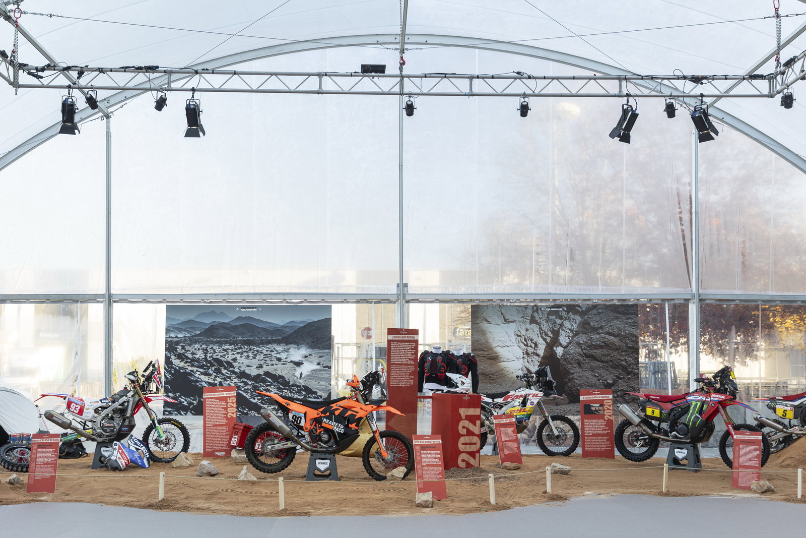 The Desert Queens exhibition
