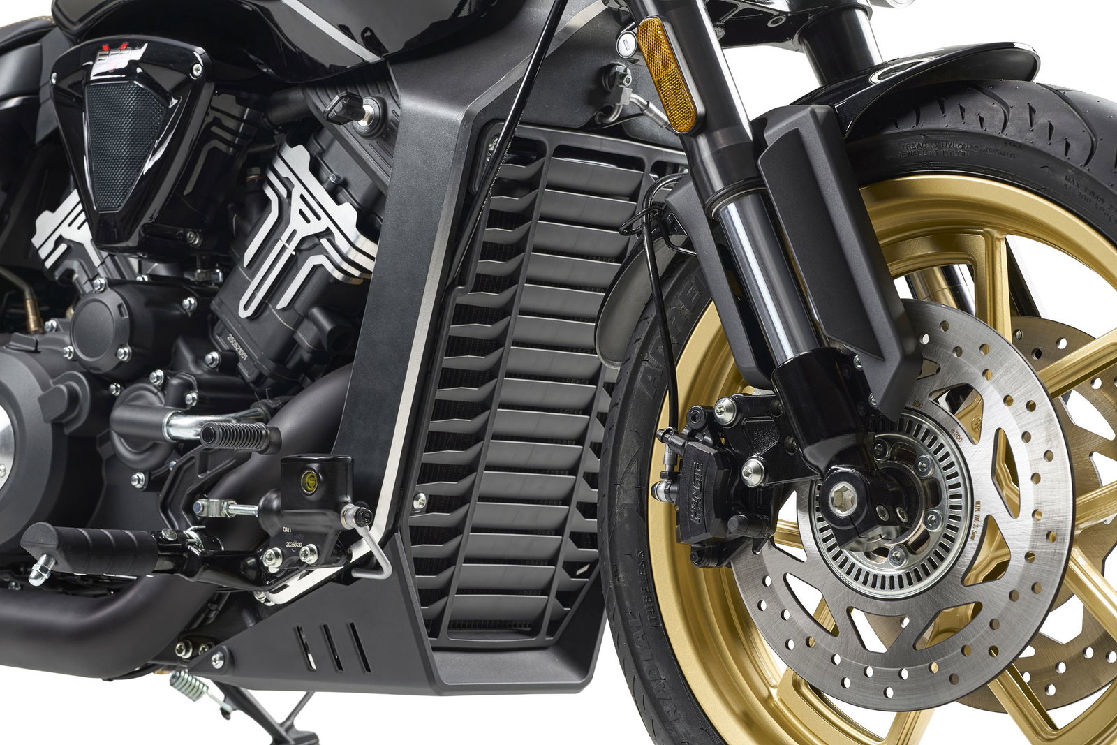 Front wheel on the C652V