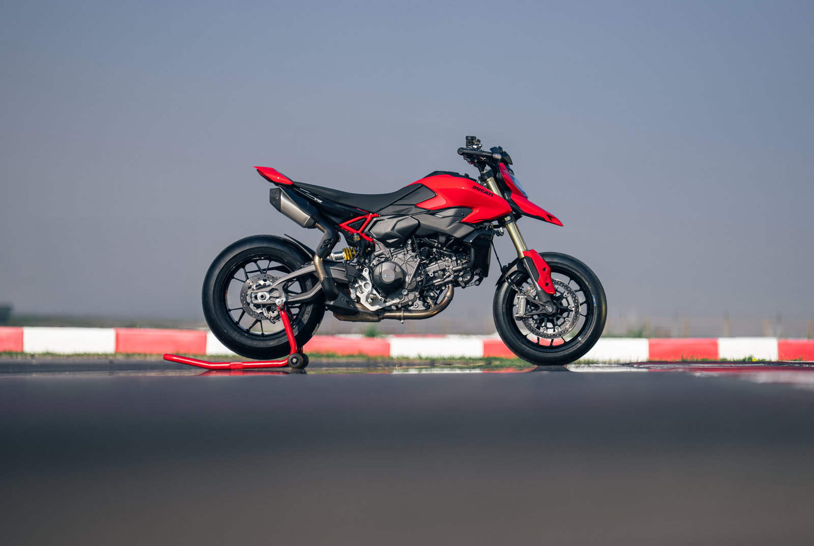 2026 Ducati Hyper Motard V2