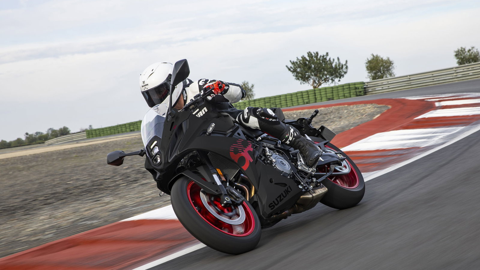 Suzuki GSX-8R riding on a track