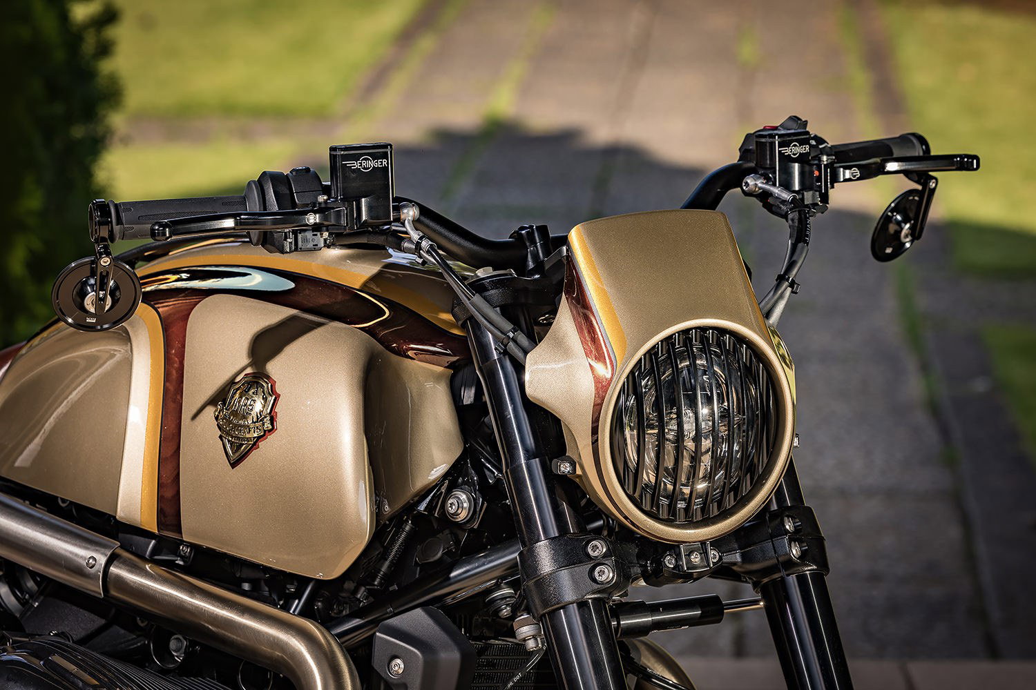 Rough Crafts BMW R12 nineT headlight