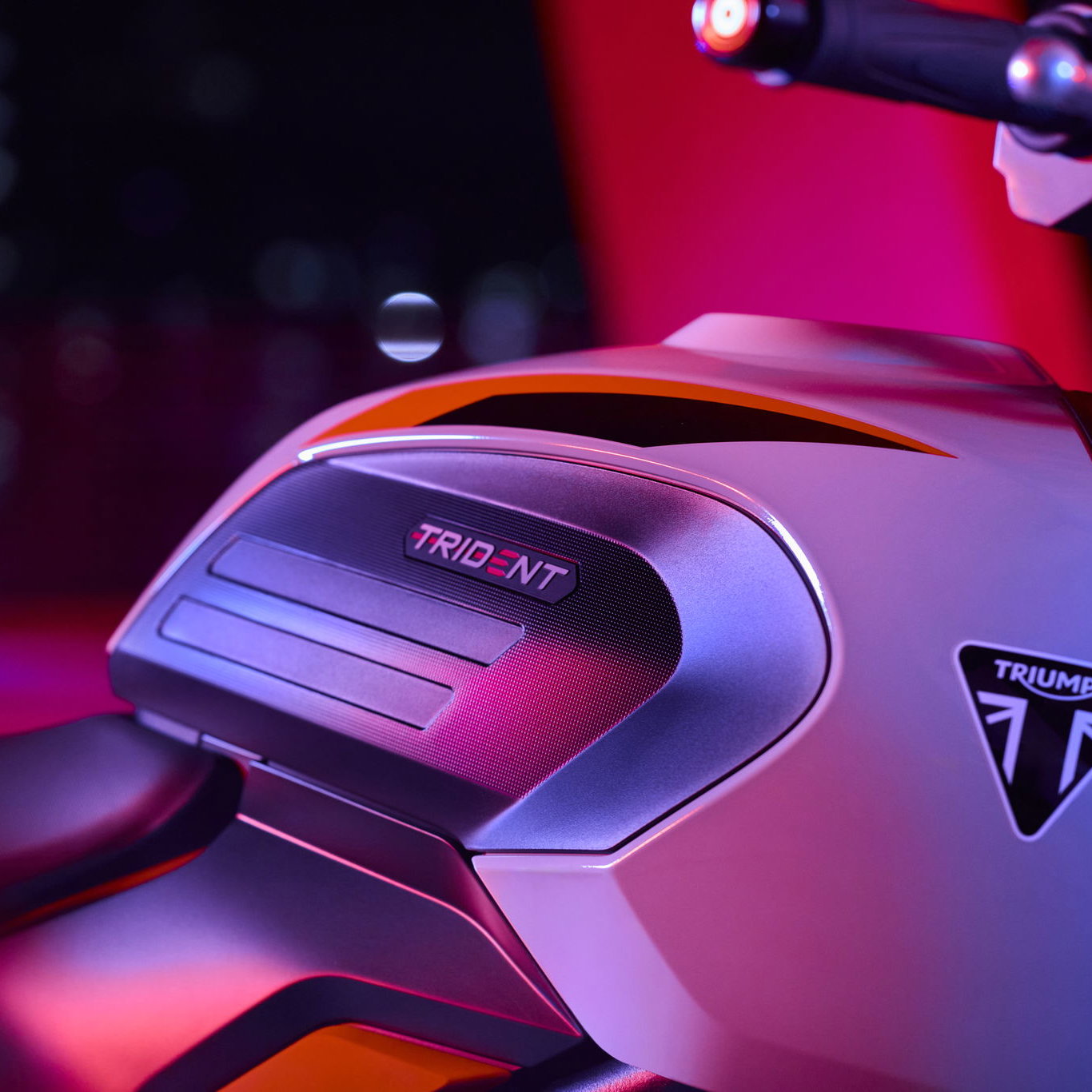 New Triumph Trident 800 fuel tank