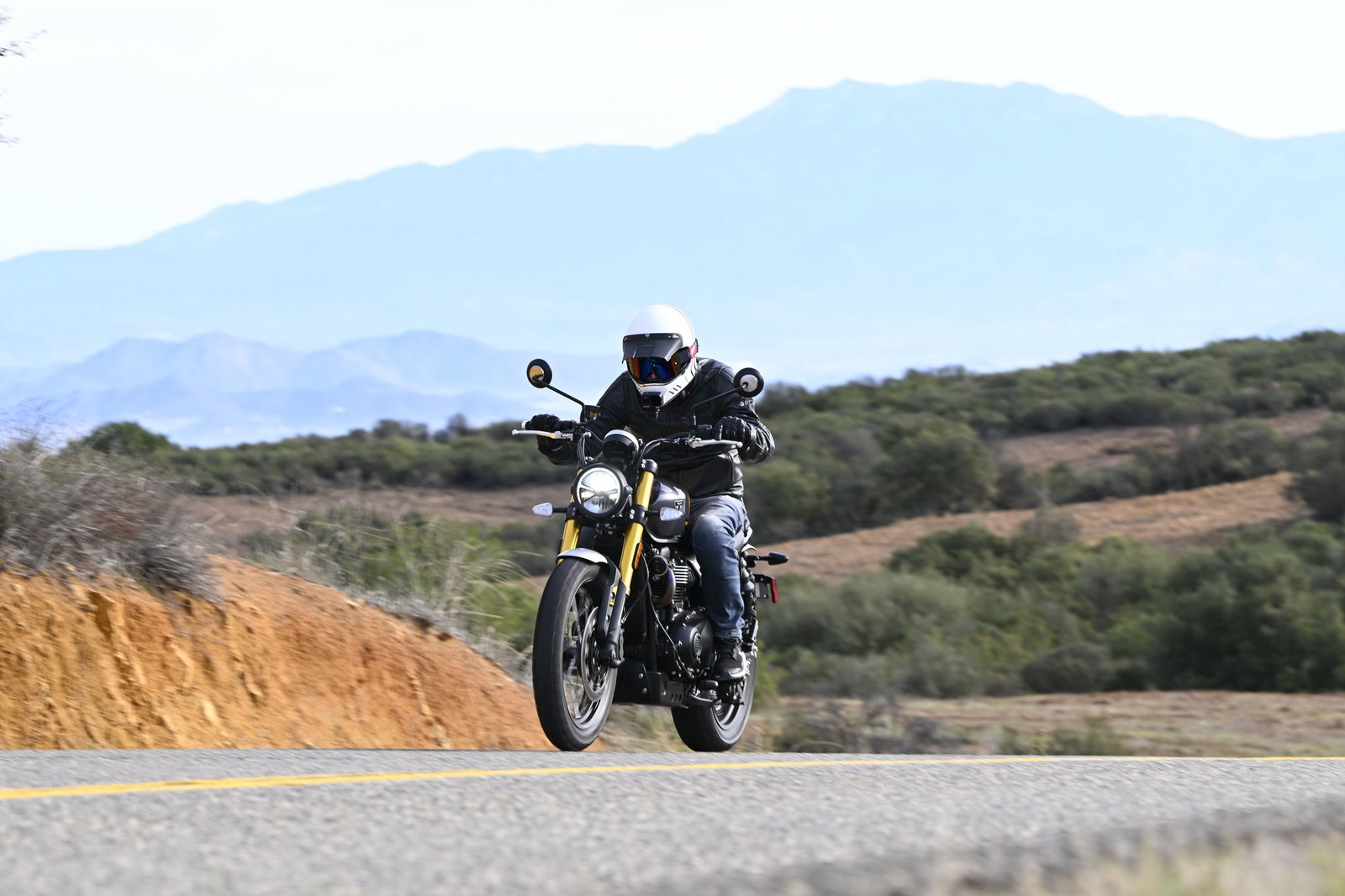 2026 Triumph Scrambler 900 - riding