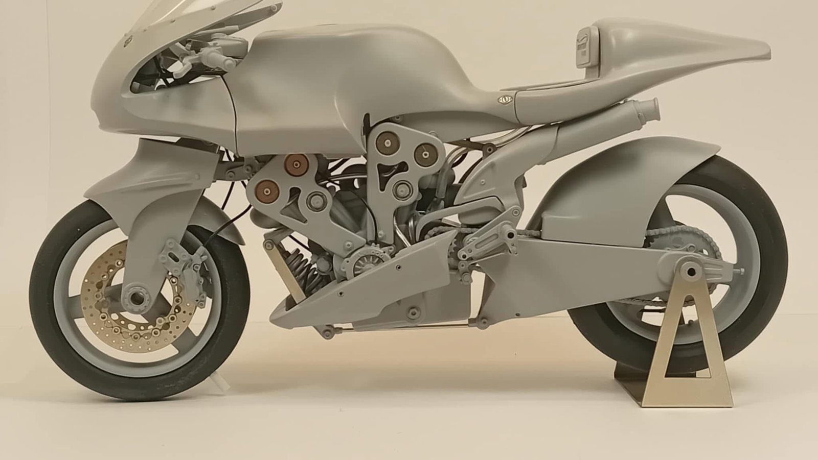 Britten V1000 model kit