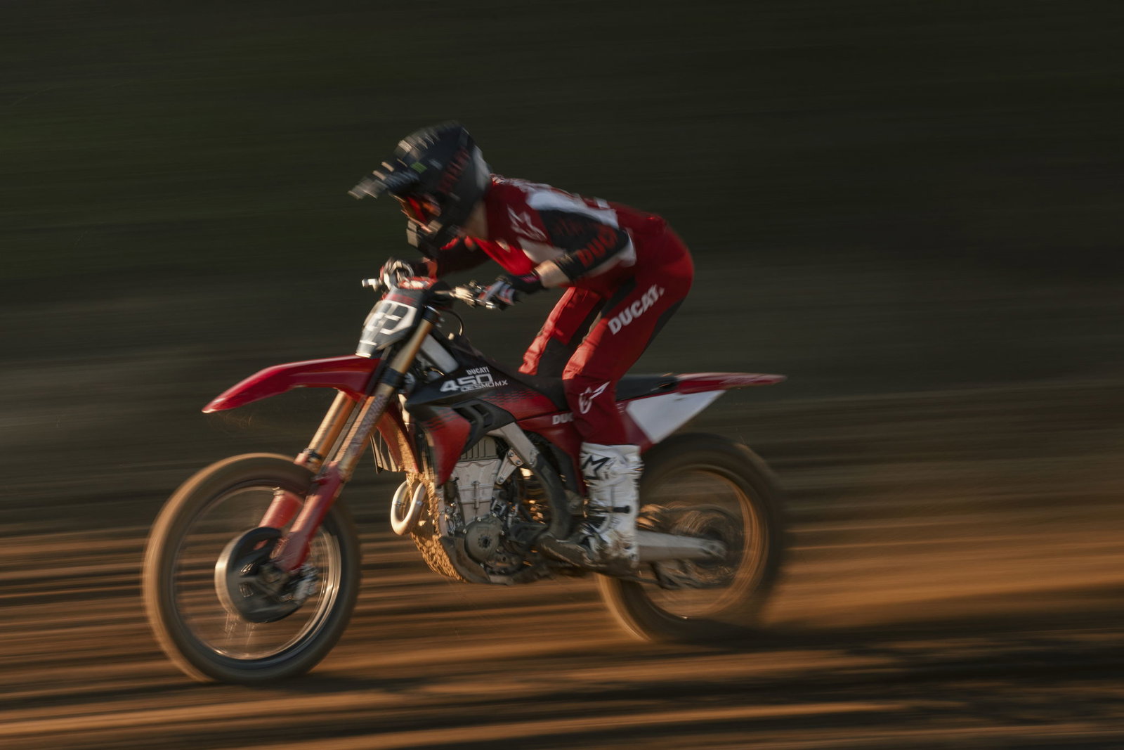 Ducati Desmo450 MX Factory in action