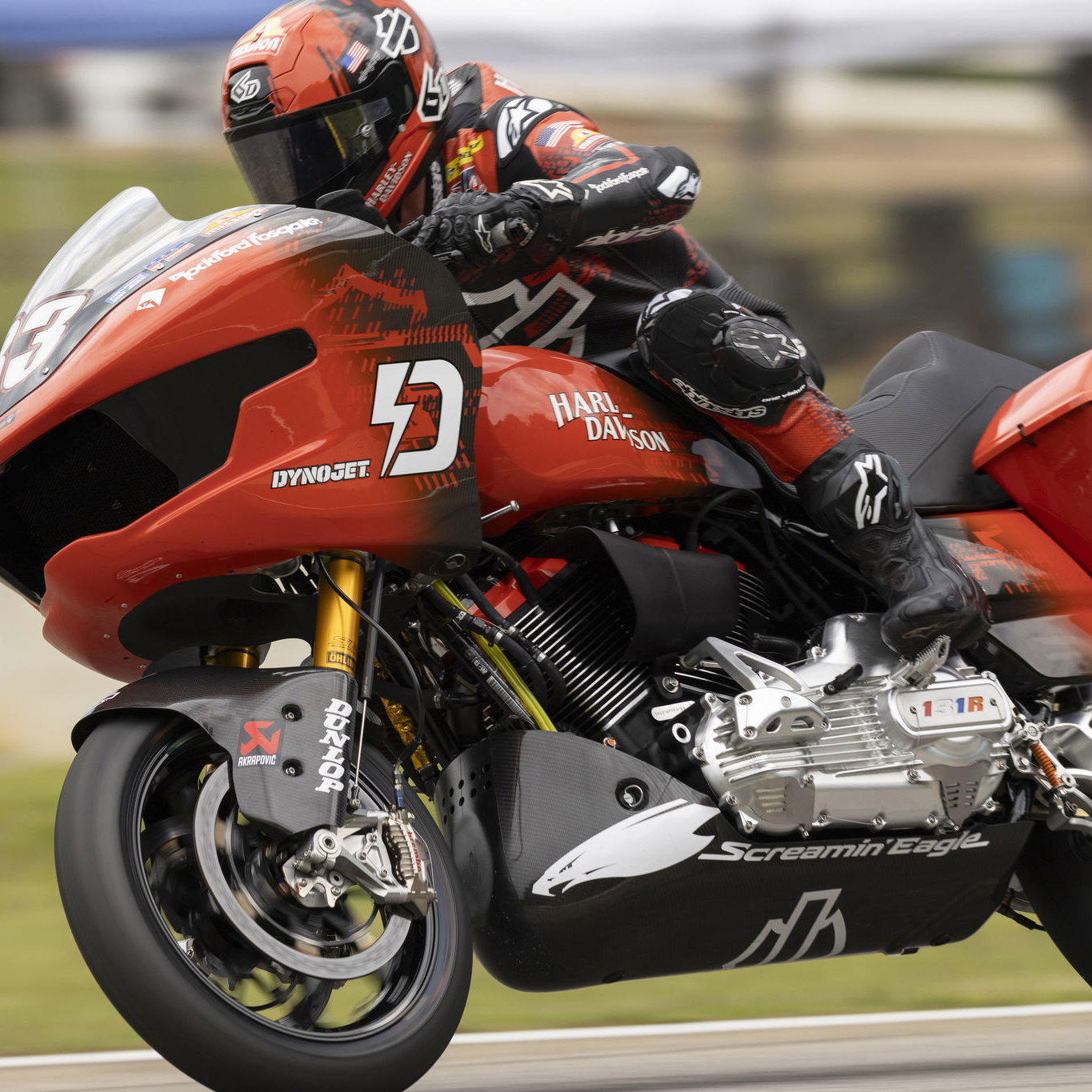 Harley-Davidson Road Glide racing in America