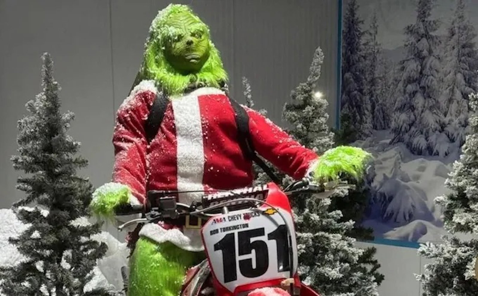 The Grinch's 'race face'