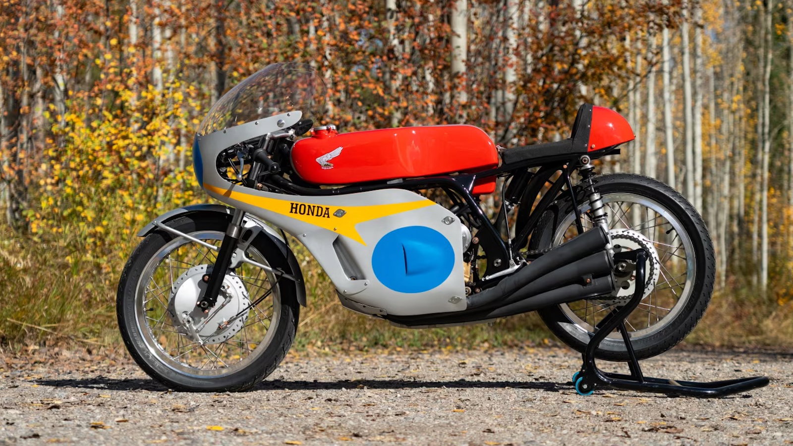 A George Beale Honda RC174 replica