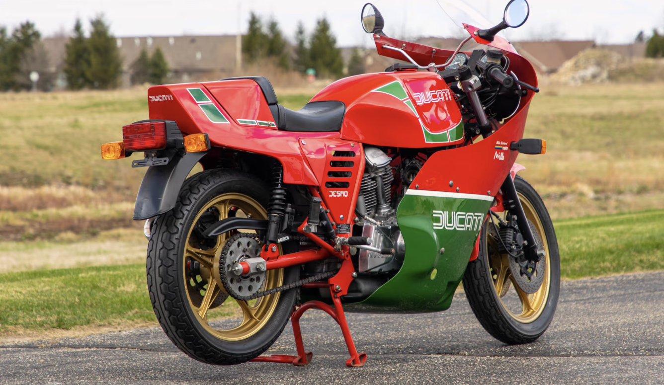 Mike Hailwood replica Ducati bike