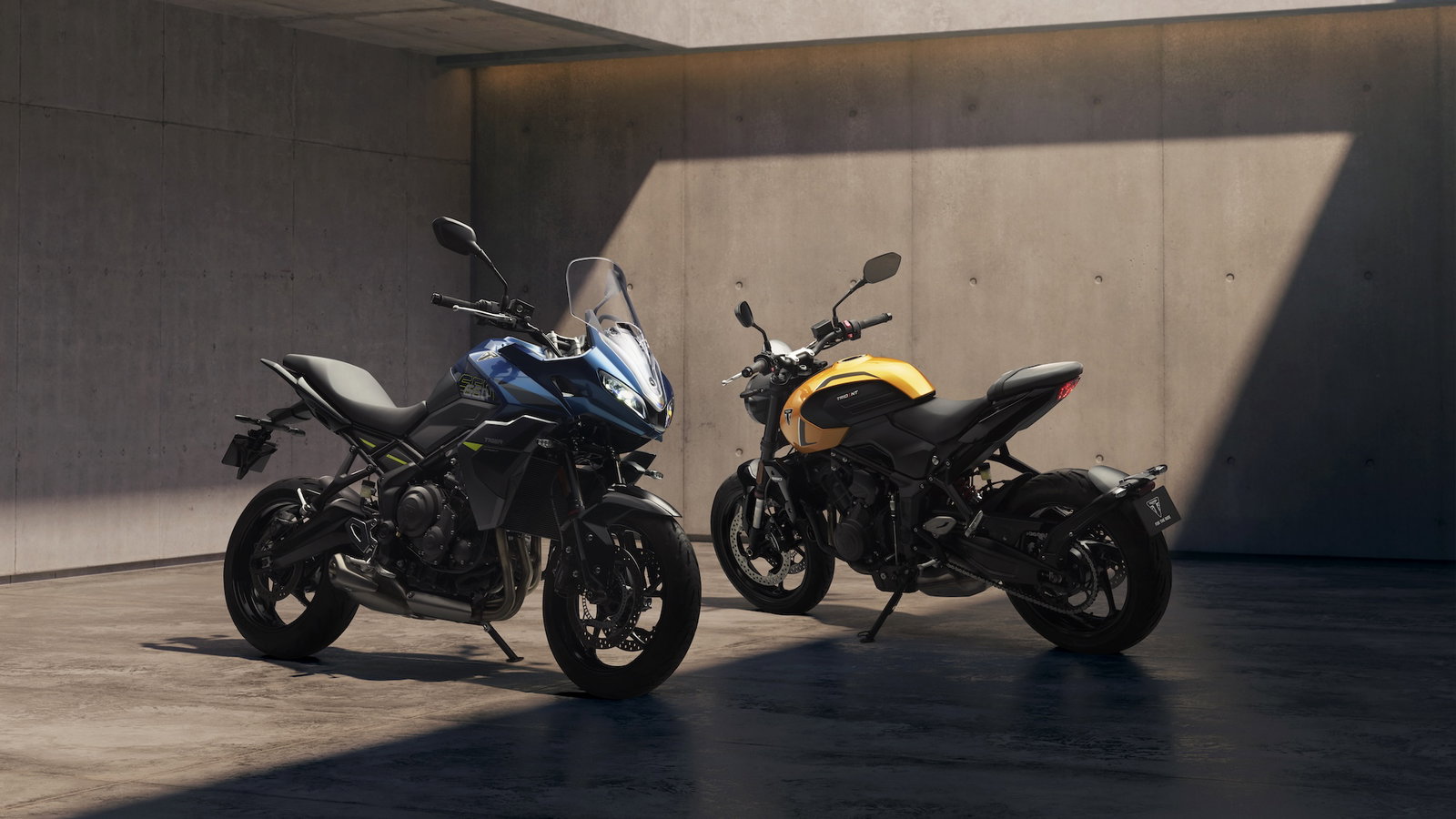 The updated 2026 Triumph Tiger Sport 660 (L) and Trident 660 (R)