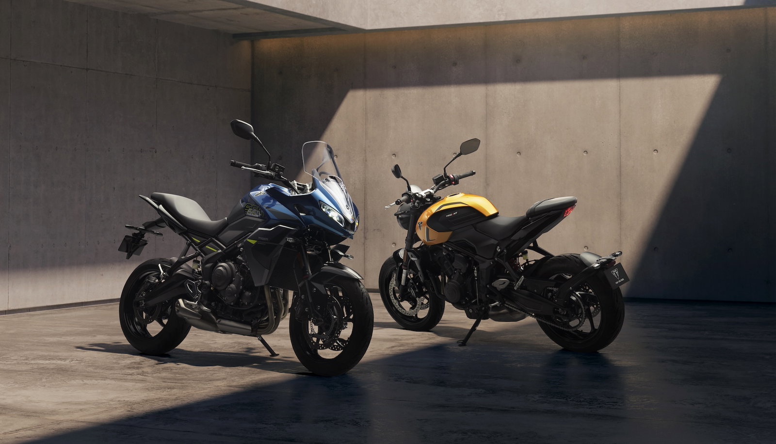 The updated 2026 Triumph Tiger Sport 660 (L) and Trident 660 (R)