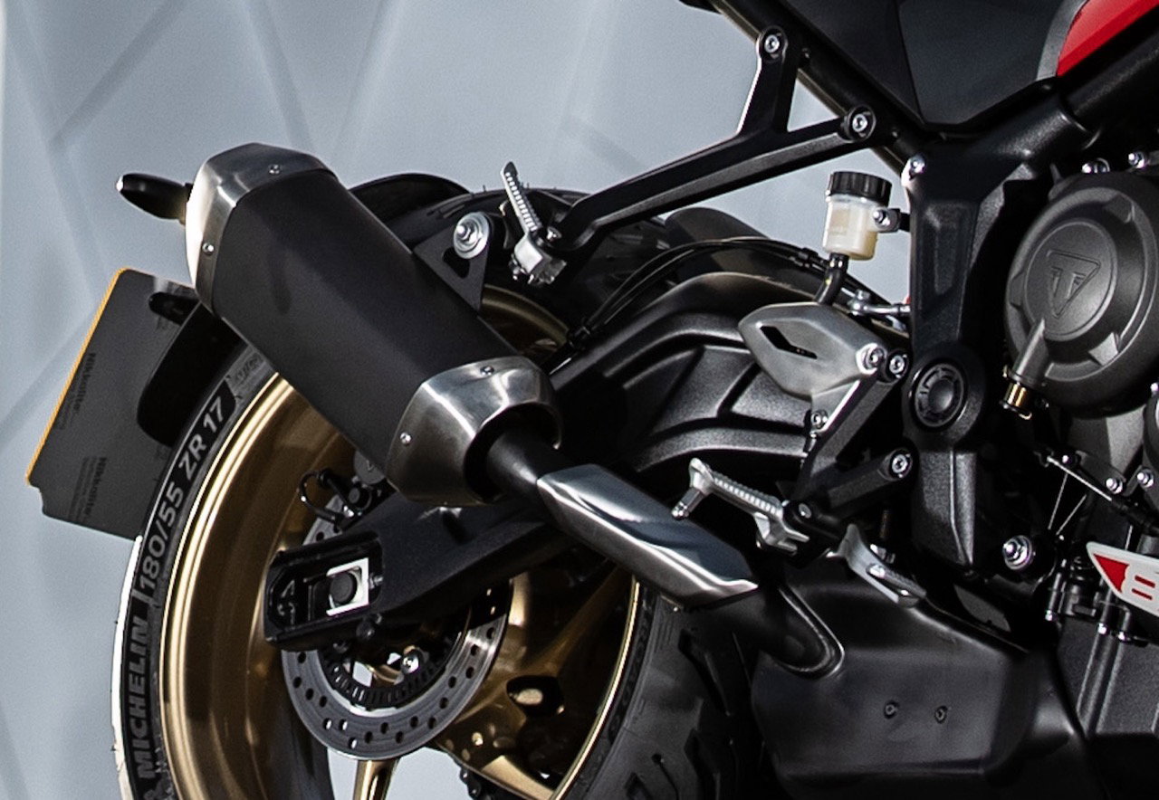 The 2026 Triumph Trident 800 - detail exhaust