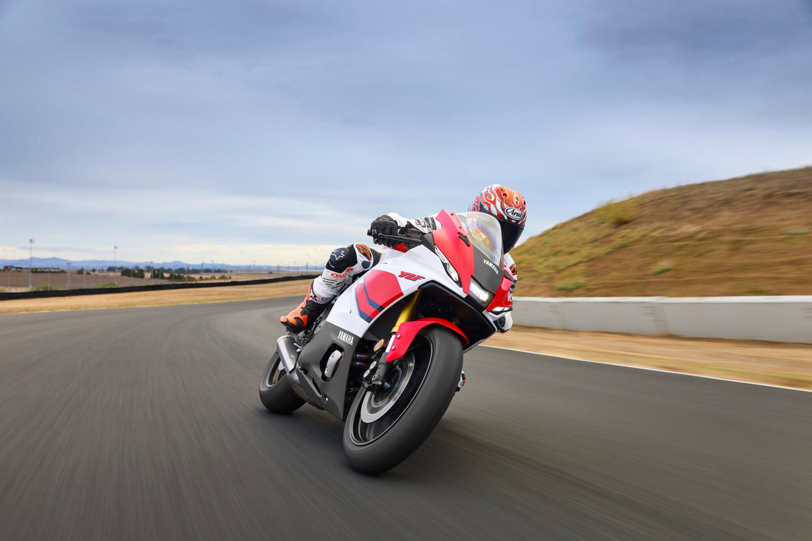 The 2026 Yamaha R9 riding on a track