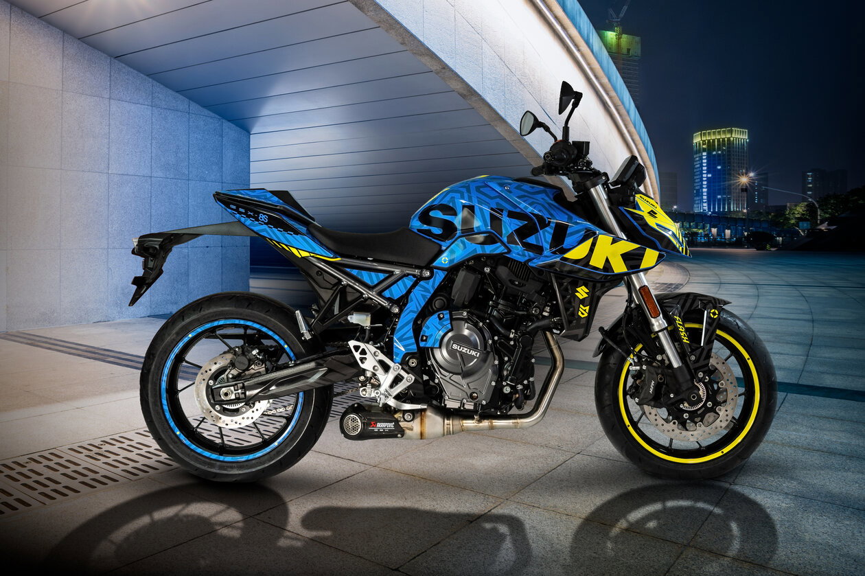 Suzuki GSX-8S Red and Blue Flash, DR-Z4 SM Crush, and V-Strom X