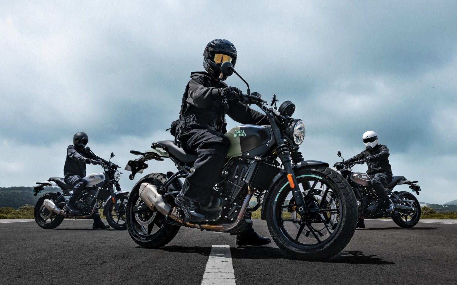 New riders with Royal Enfield Guerrilla 450 bikes