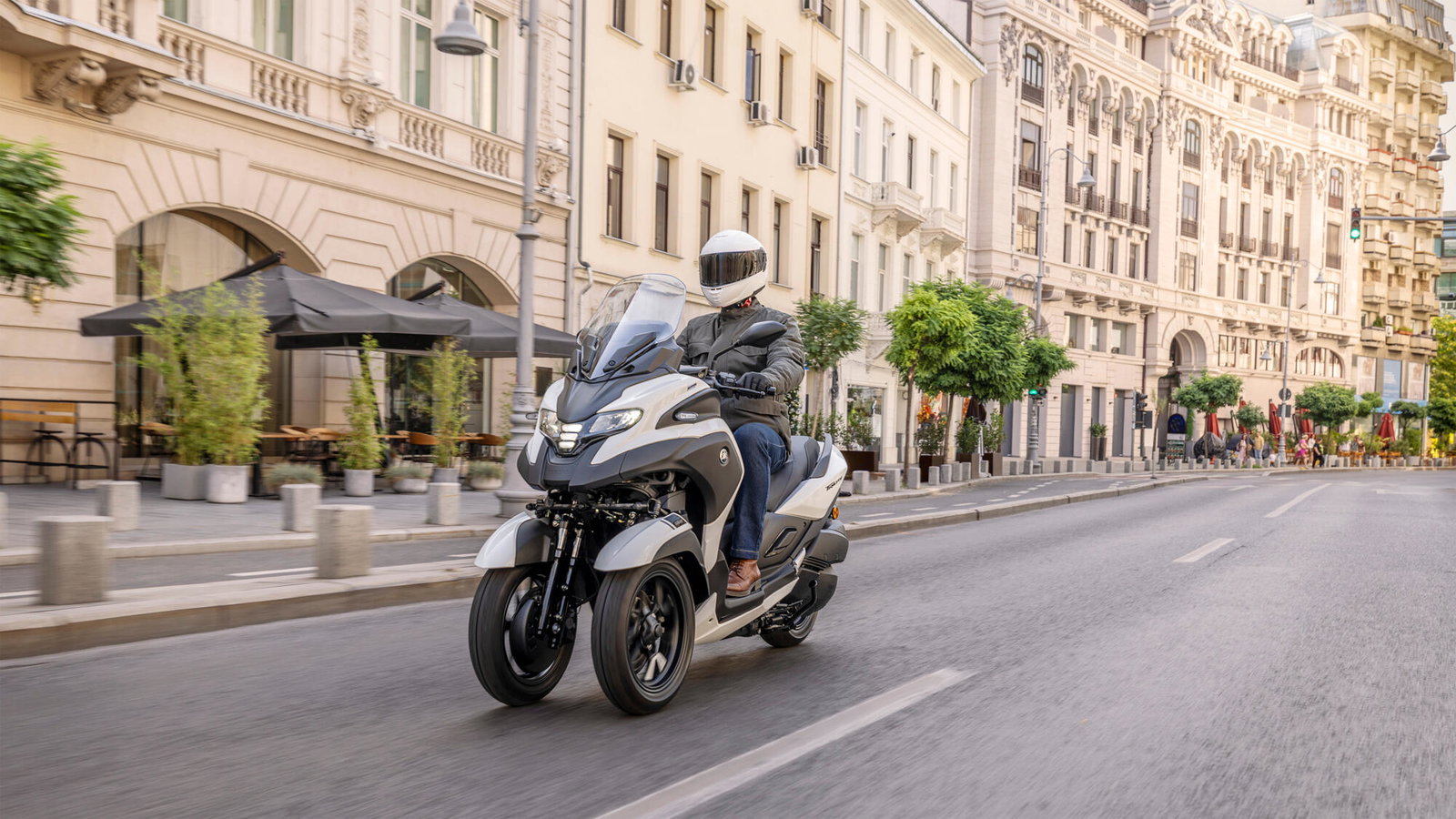 2026 Yamaha Tricity 300 gets new headline safety feature | Visordown