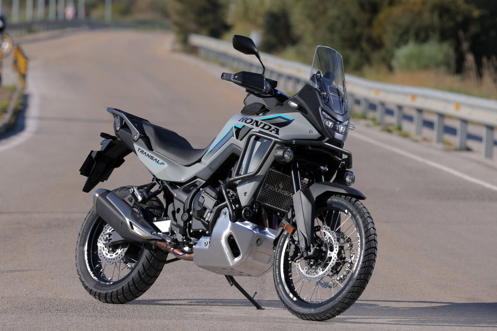 2026 Honda XL750 Transalp E-Clutch