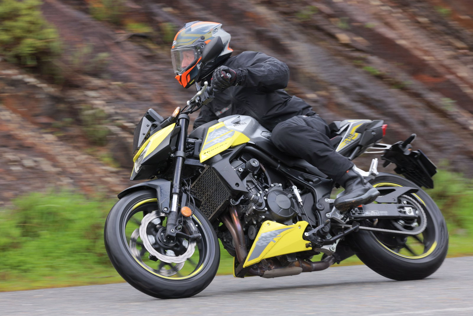 2026 Honda CB750 Hornet E-Clutch