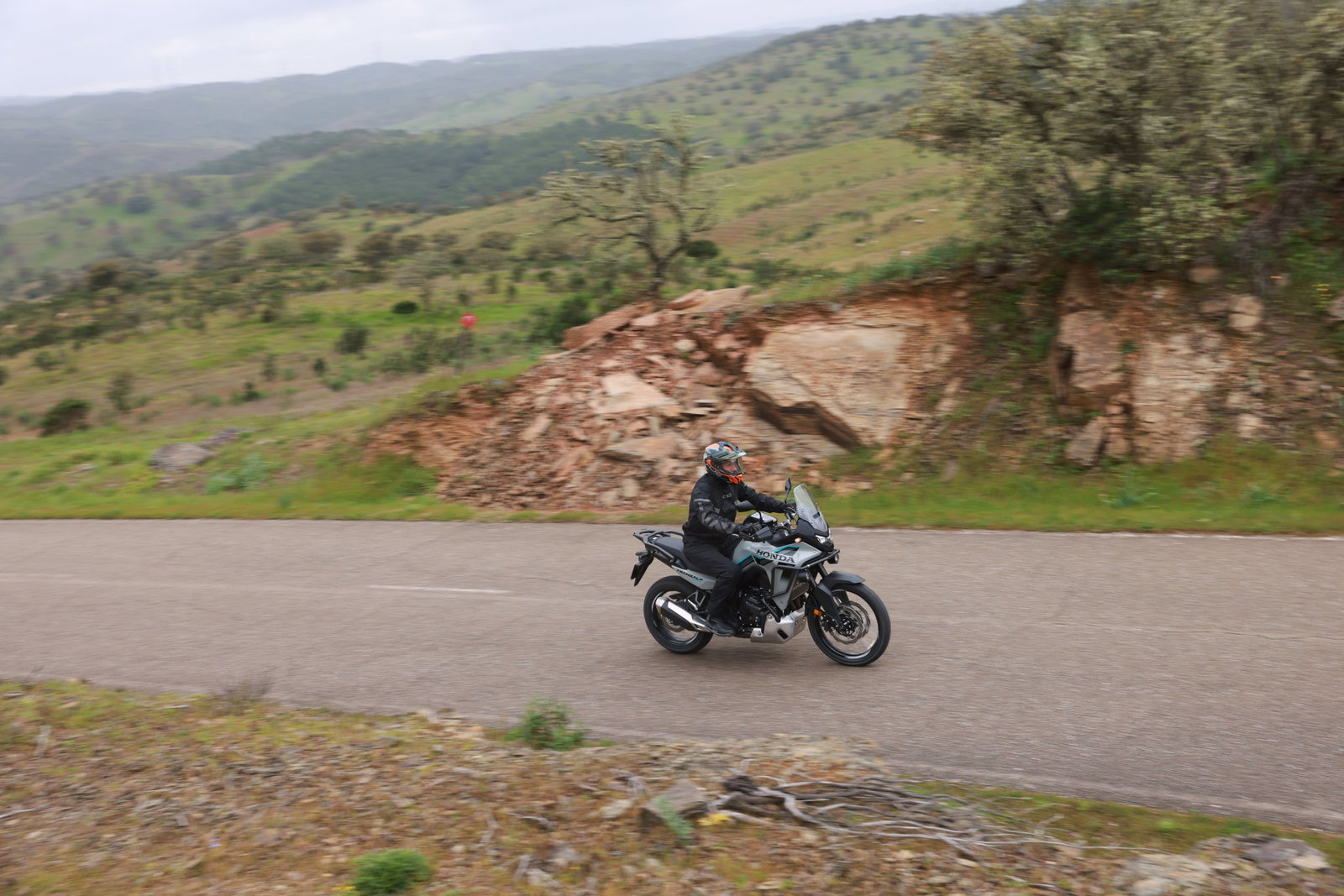 2026 Honda XL750 Transalp E-Clutch