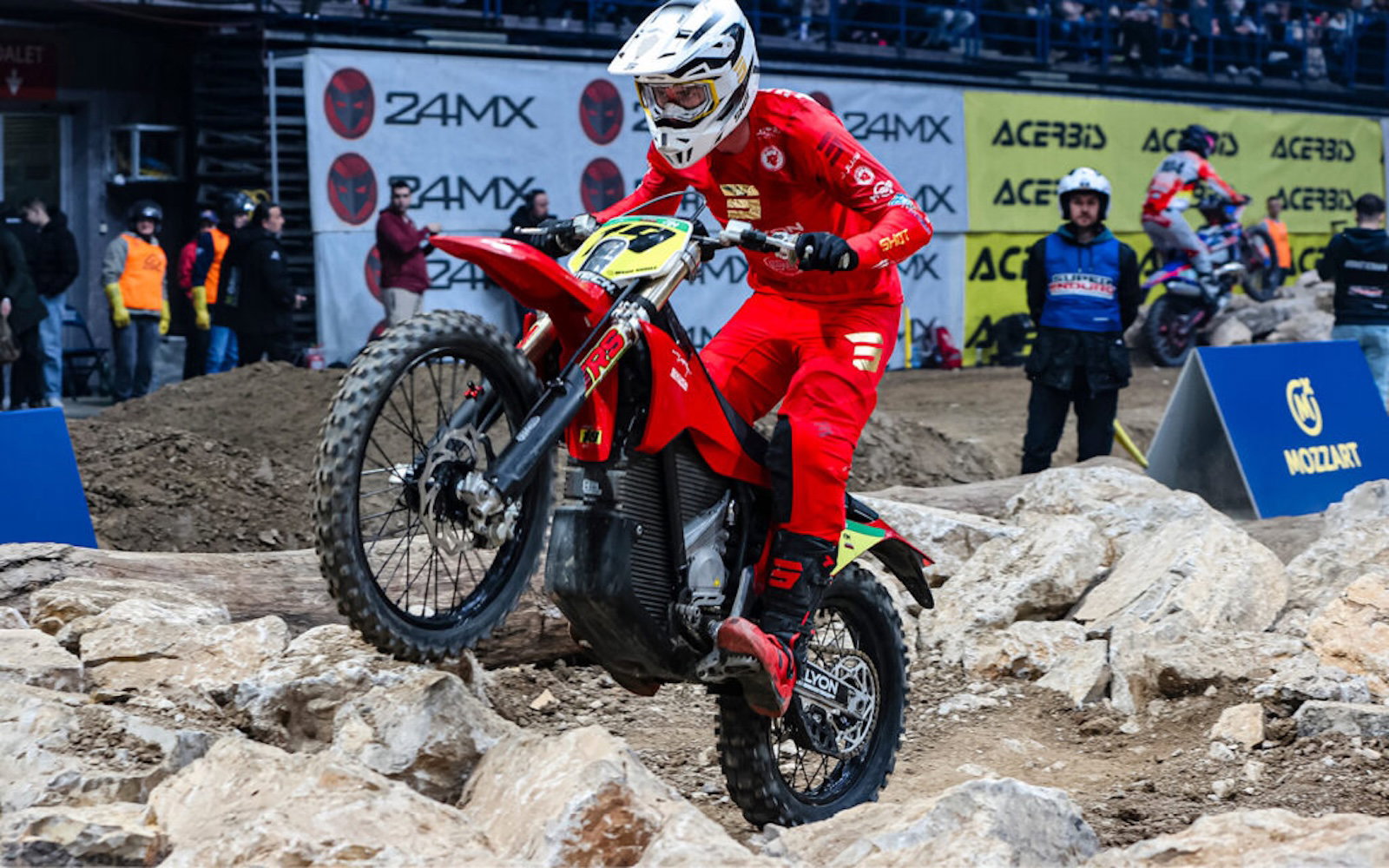 Stark surges to 2026 SuperEnduro manufacturers’ title