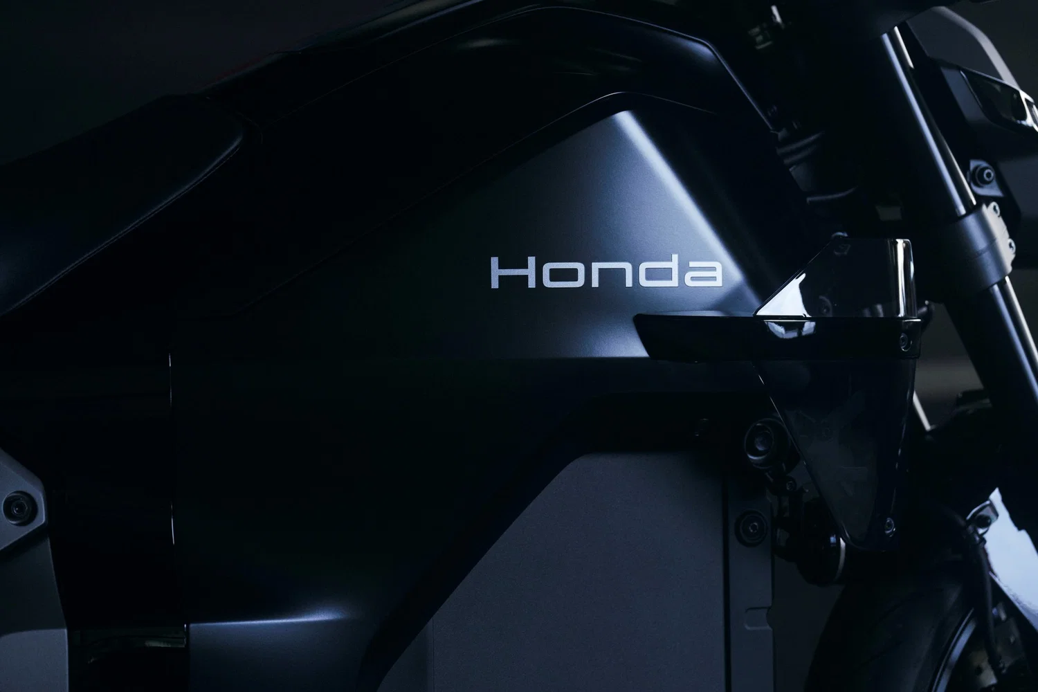 Logo Honda sur la WN7